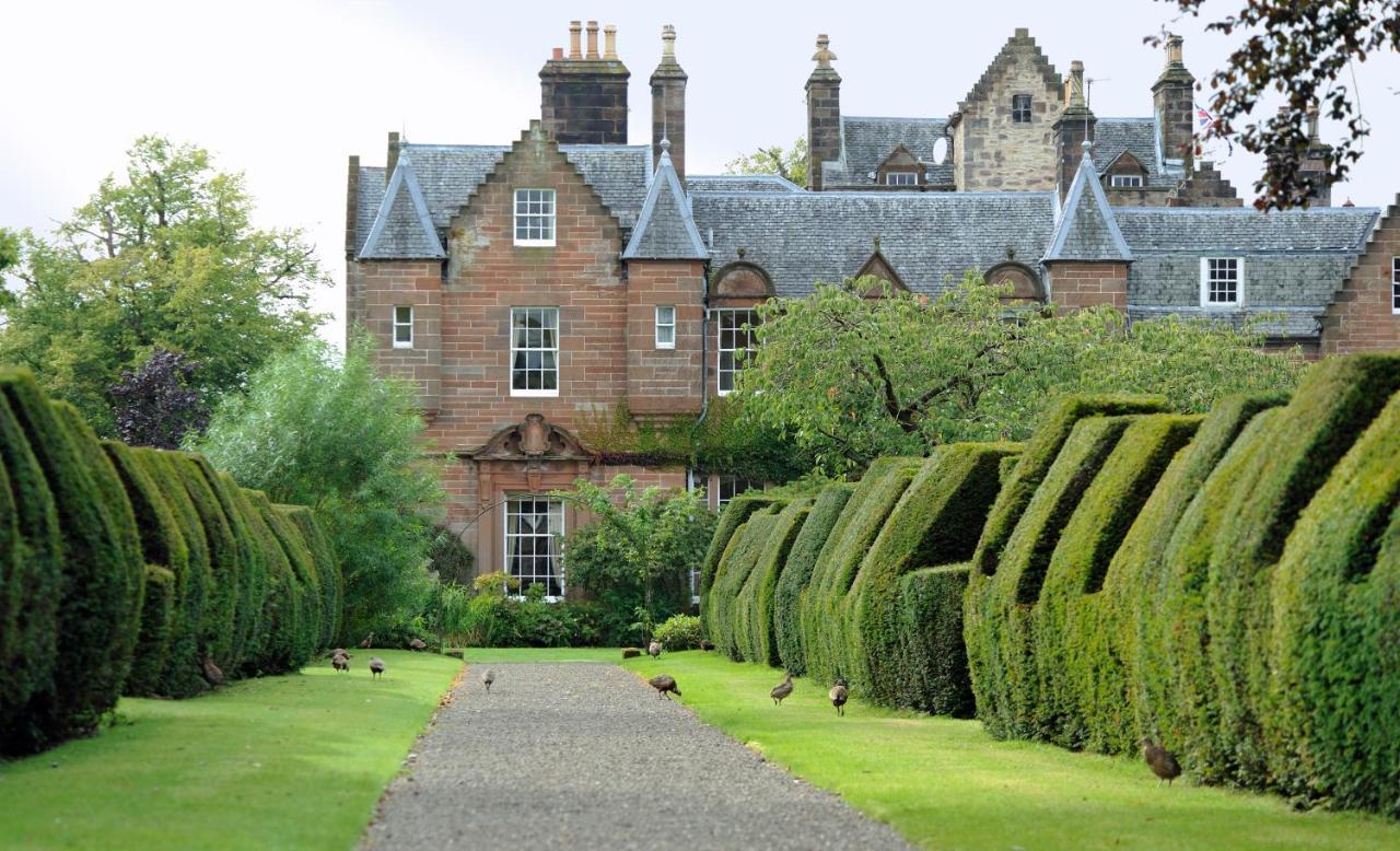 Carnell Country Estate & Holiday Cottages In Ayrshire Hurlford Екстериор снимка