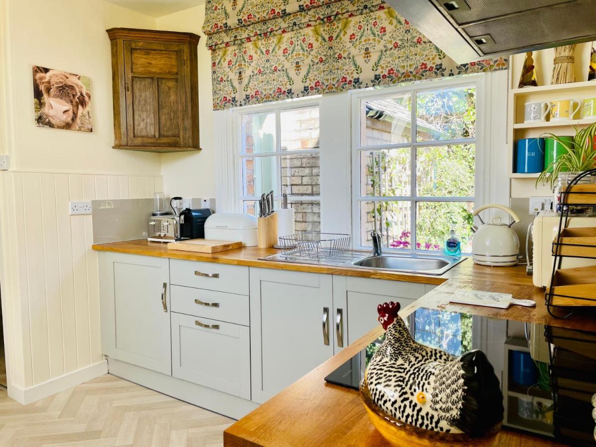 Carnell Country Estate & Holiday Cottages In Ayrshire Hurlford Екстериор снимка