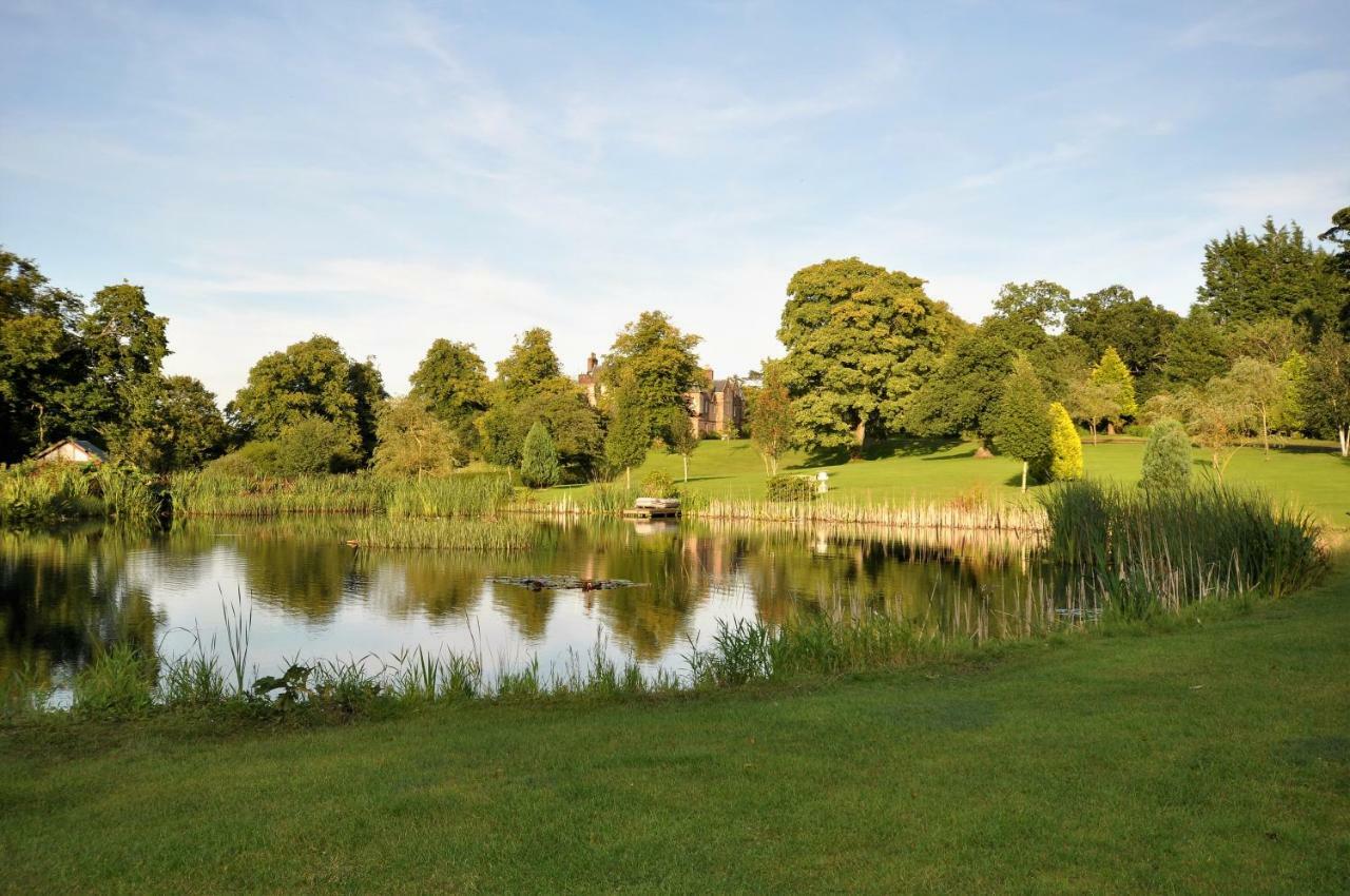 Carnell Country Estate & Holiday Cottages In Ayrshire Hurlford Екстериор снимка