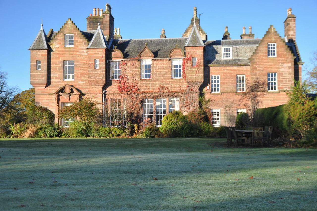 Carnell Country Estate & Holiday Cottages In Ayrshire Hurlford Екстериор снимка
